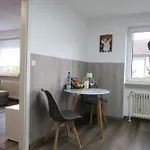 Loh - 55zoll Tv - Schnelles Internet 500mbit Apartment *